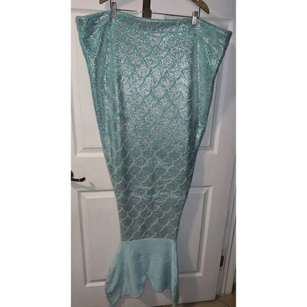 Justice Mermaid Tail Wearable Blanket‎ Sea Green and Silver Sparkle ONE SIZE